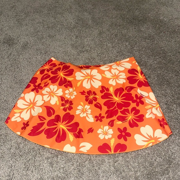 Bikini - Picture 2 of 5